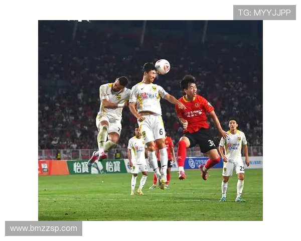 广州足球队在城市联赛中的比赛经验与表现分析